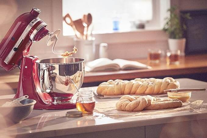 KitchenAid Artisan Series 5 Quart Tilt-Head Stand Mixer KSM150PS